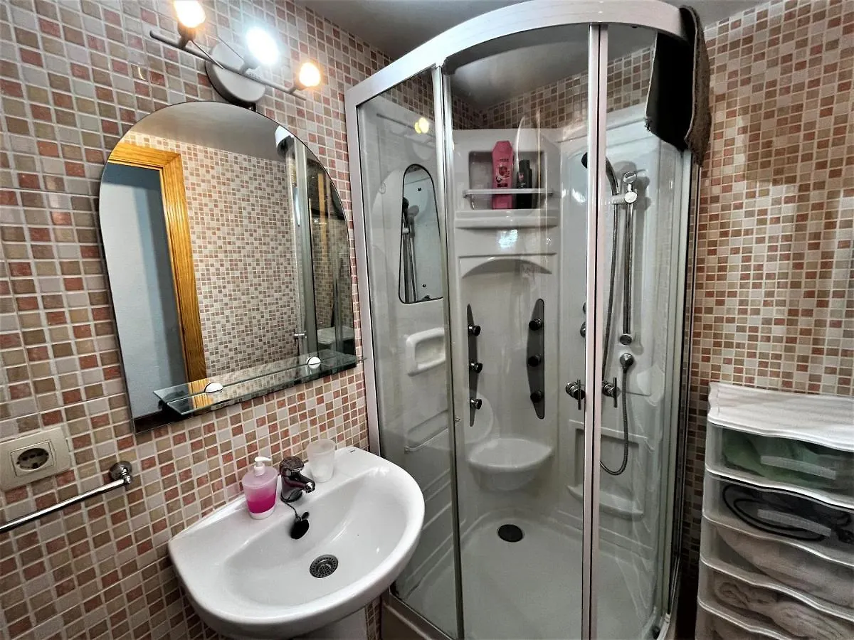 Vis5 - Estudio Con Wifi, Fire Stick Amazon, Centro A 5 Minutos, Playa A 900 Metros Apartment Torremolinos Spain